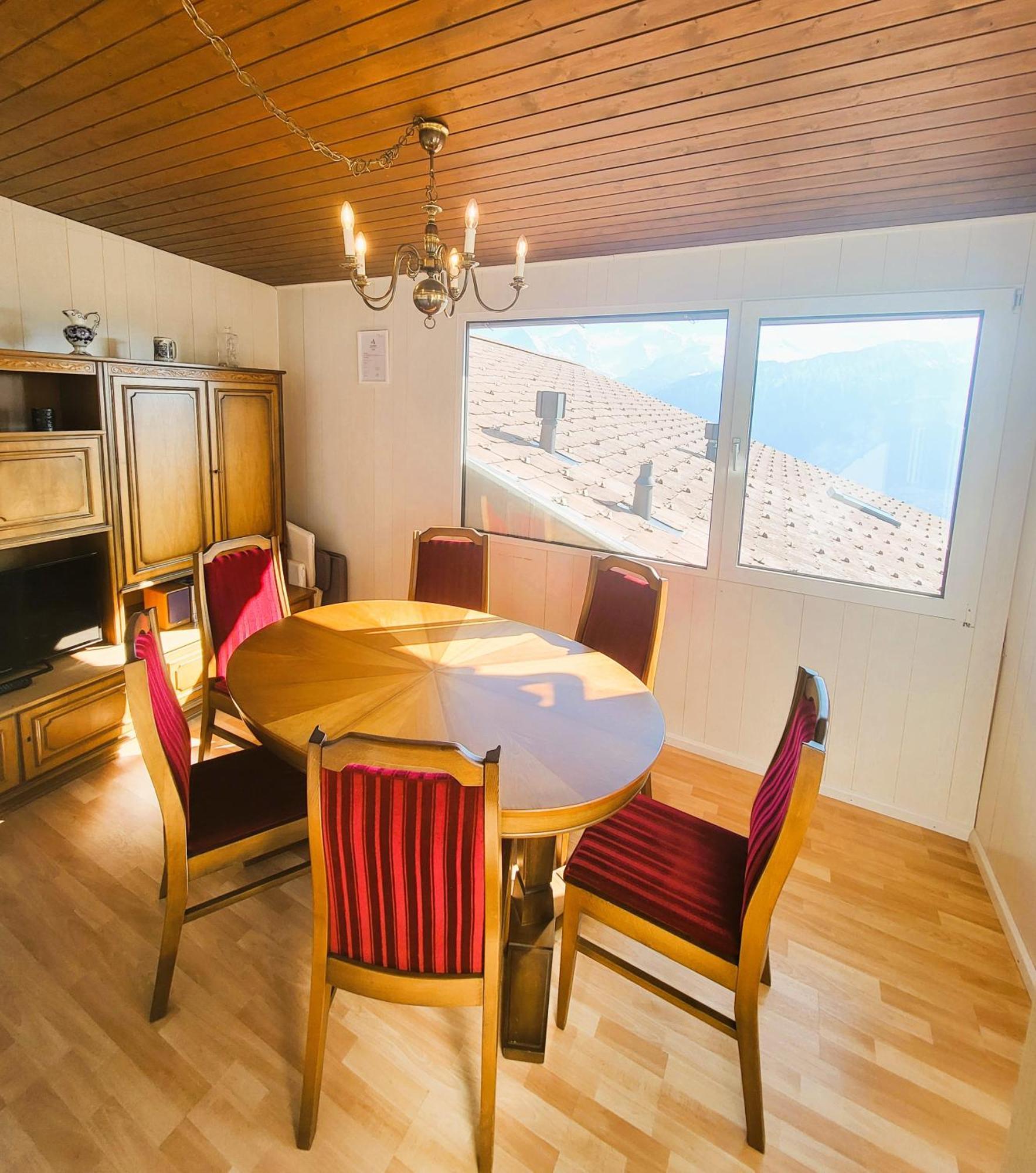 Chalet Lilo 4 Zimmer Big View Beatenberg Luaran gambar